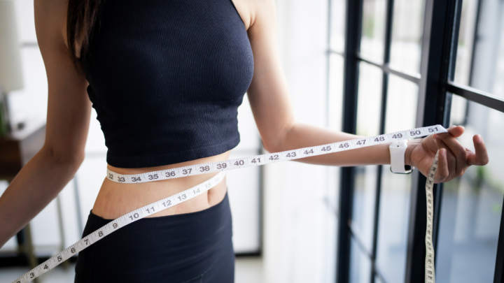 自宅でできるポッコリお腹ストレッチ｜40代・50代女性のためのやさしい整え習慣の画像